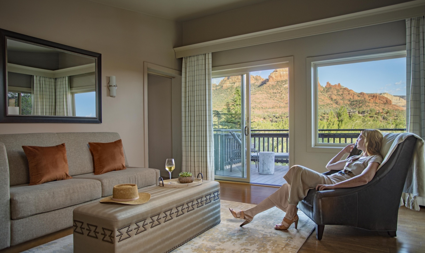 Vista Suite Cottage Living Room